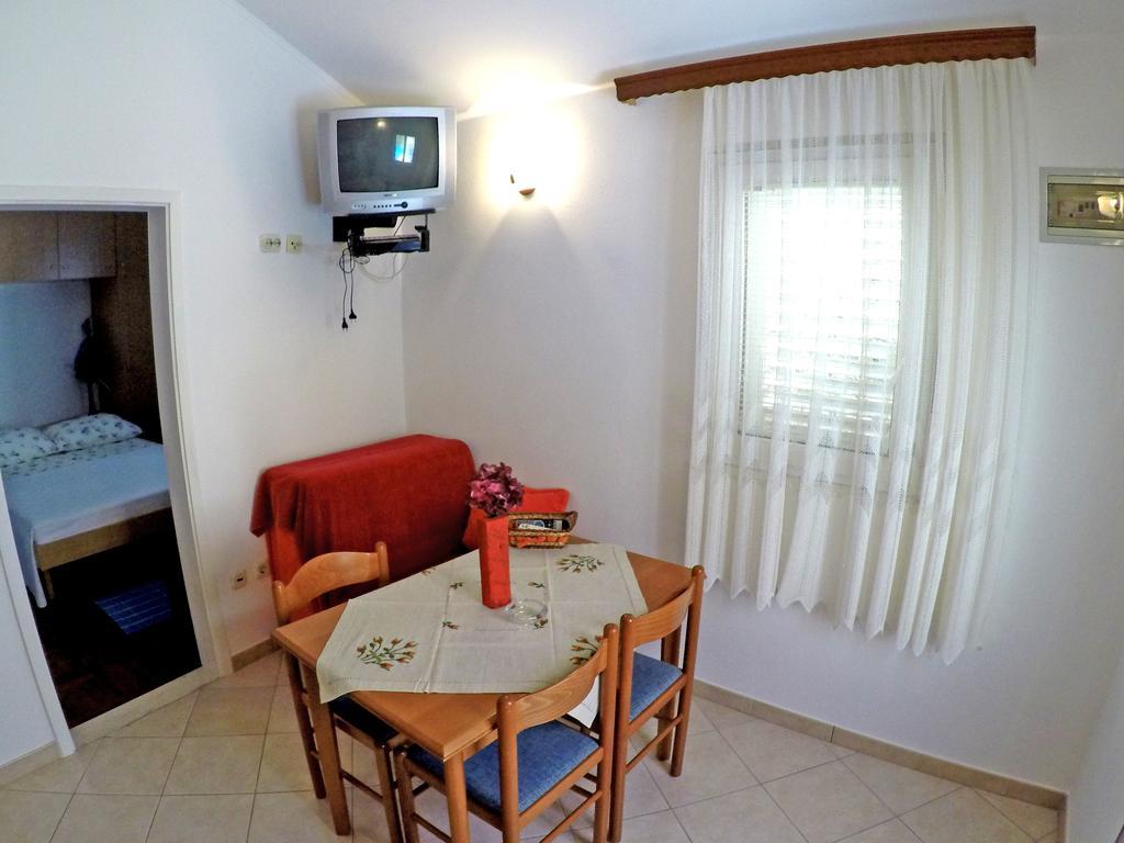 Apartments Ivic 볼 외부 사진